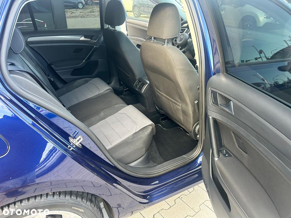 Volkswagen Golf 1.5 TSI BMT Trendline - 26