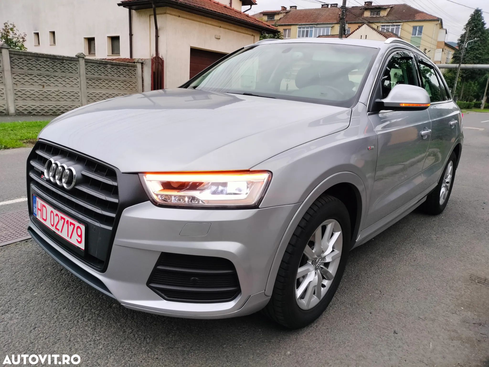 Audi Q3 2.0 TFSI Quattro Stronic Sport - 1
