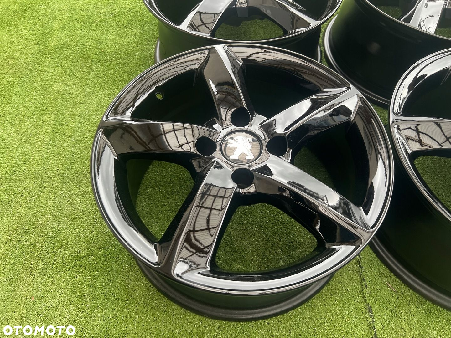 KOMPLET FELG FELGI ALU MEGA WHEELS PEUGEOT CITROEN DS 16 4X108 ET26 - 5