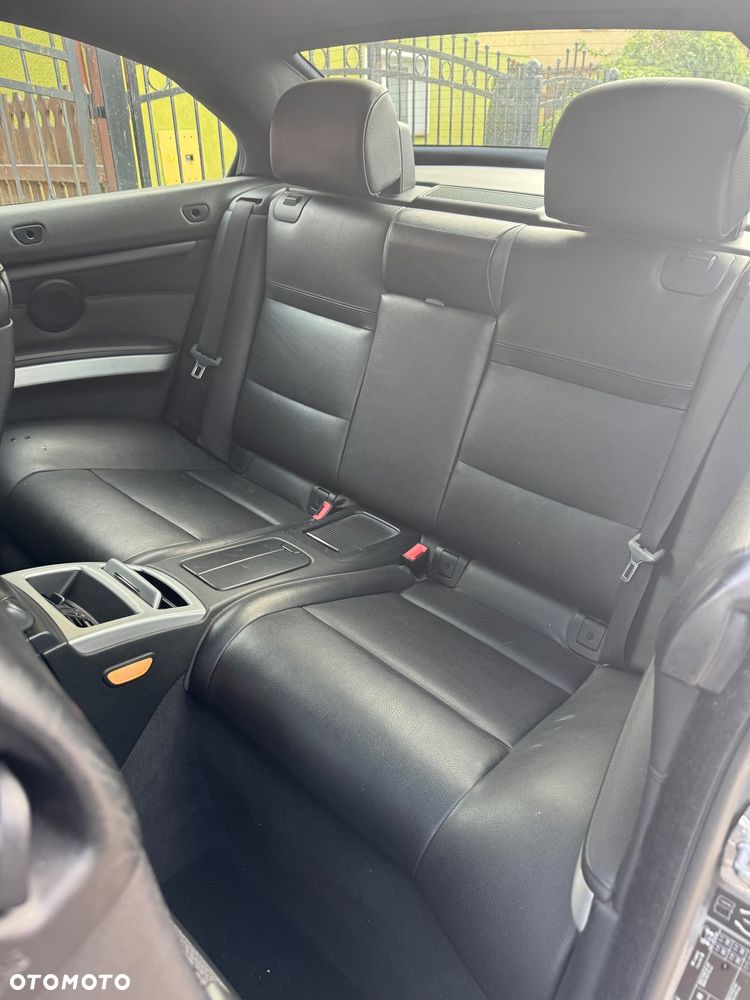 BMW Seria 3 320i - 7