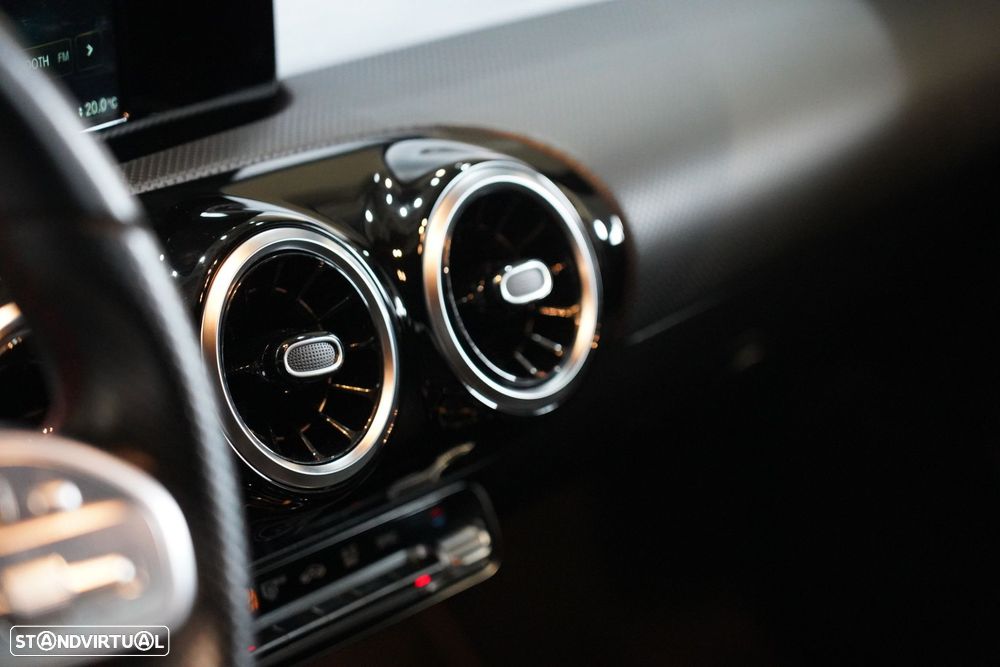 Mercedes-Benz A 180 Limousine - 16