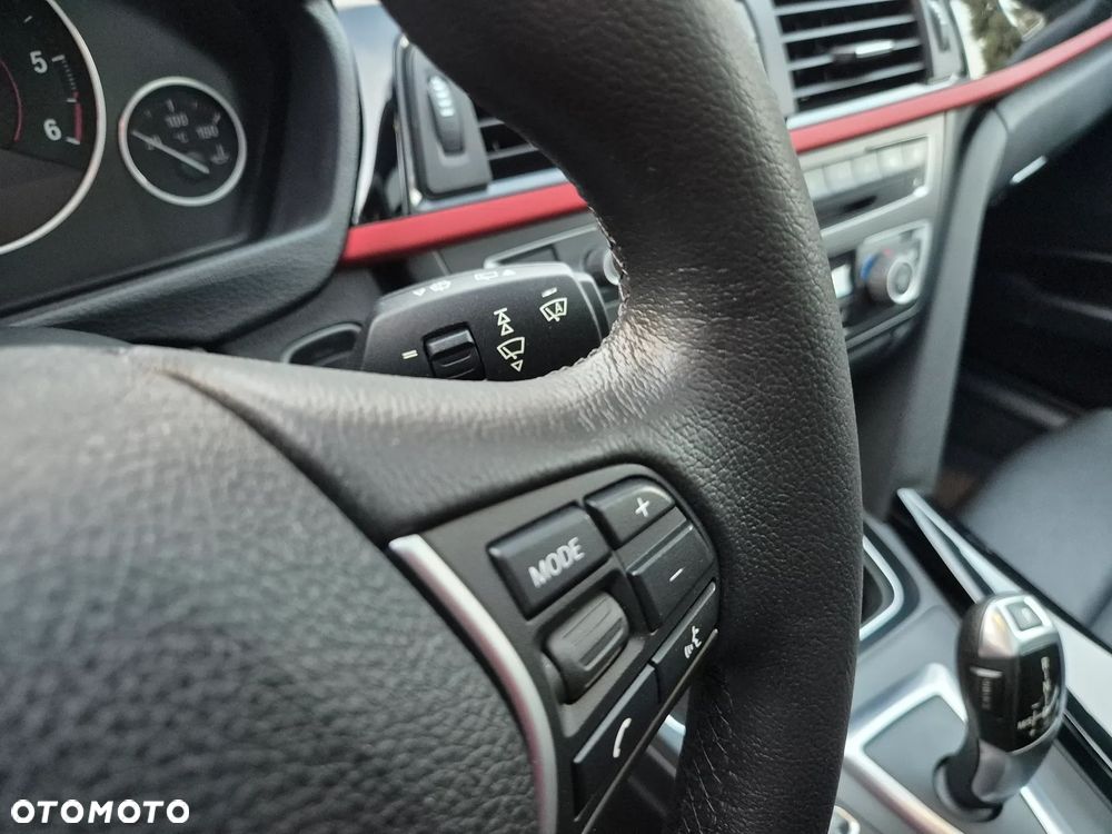 BMW Seria 3 320d Sport Line - 20