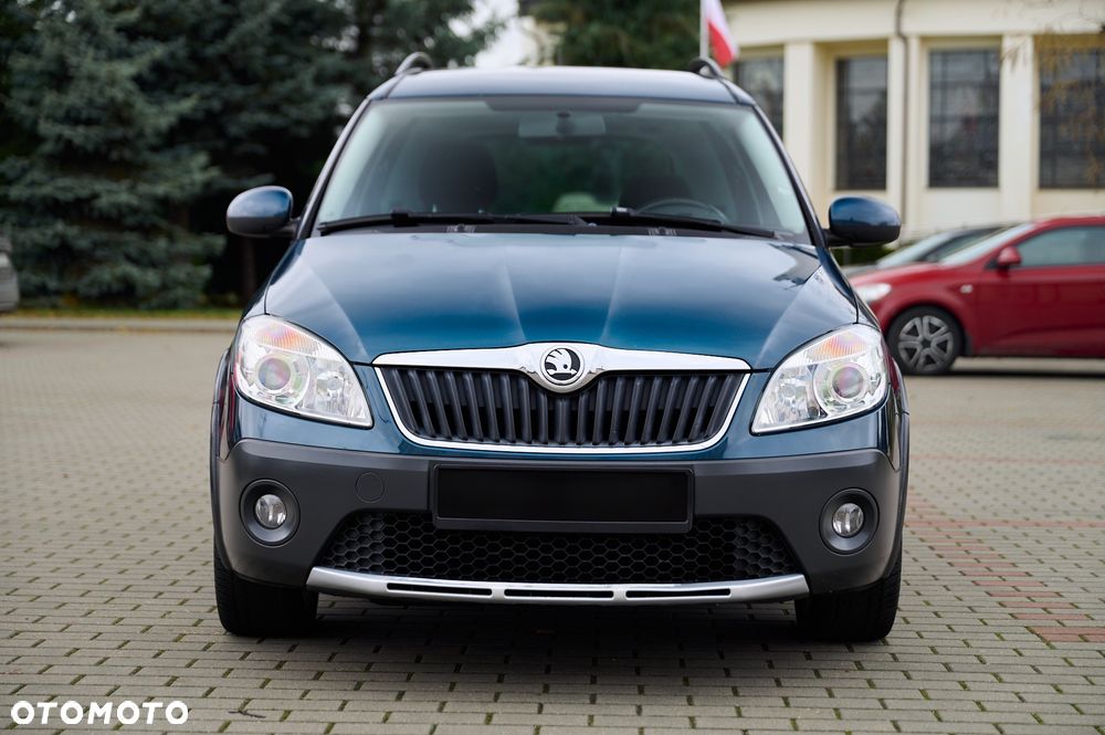 Skoda Roomster 1.6 TDI DPF Scout PLUS EDITION - 5