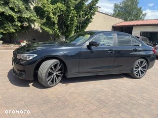 BMW Seria 3 318i - 1