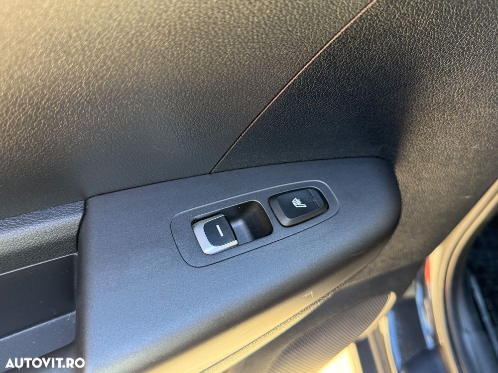 Kia Sportage 1.6 DSL MHEV 7DCT HP 4x2 Style - 18