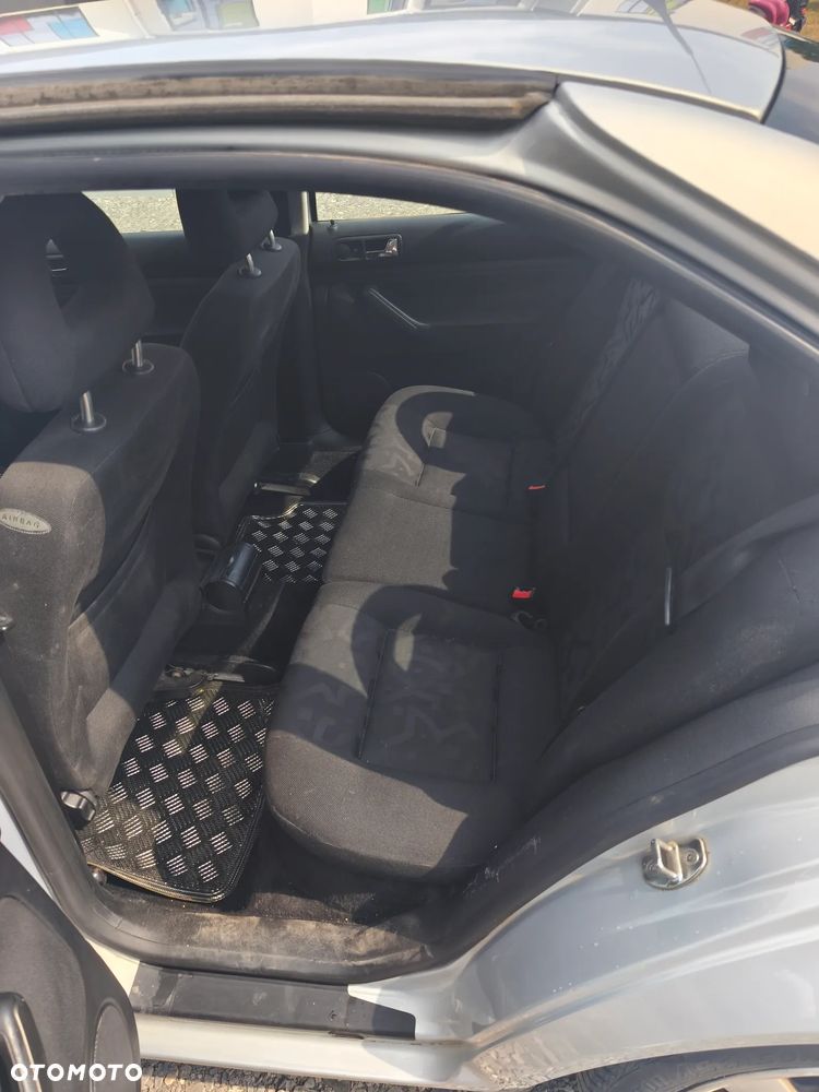 Volkswagen Bora 1.9 TDI - 12