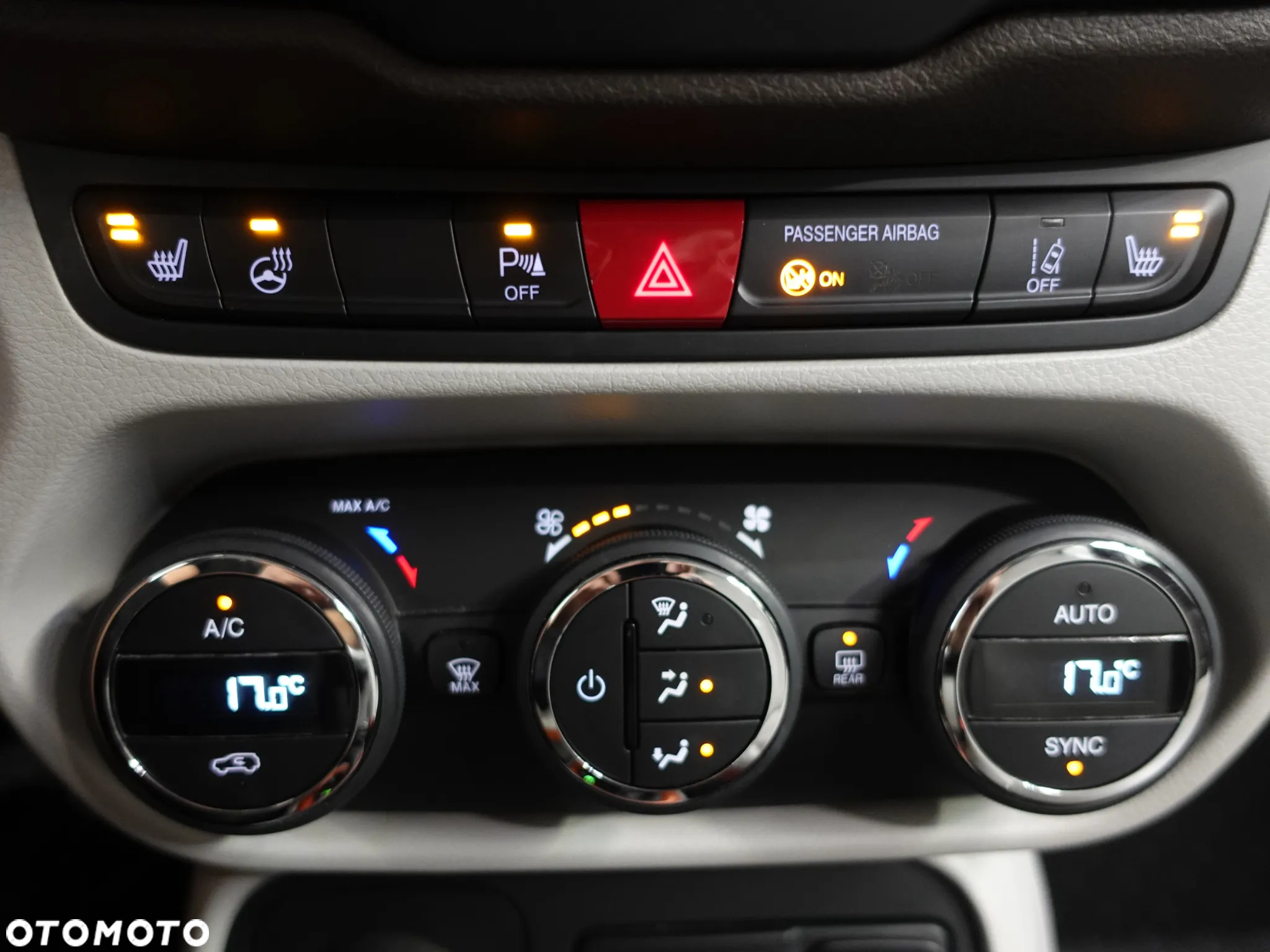 Jeep Renegade 2.0 MultiJet Limited 4WD S&S - 34
