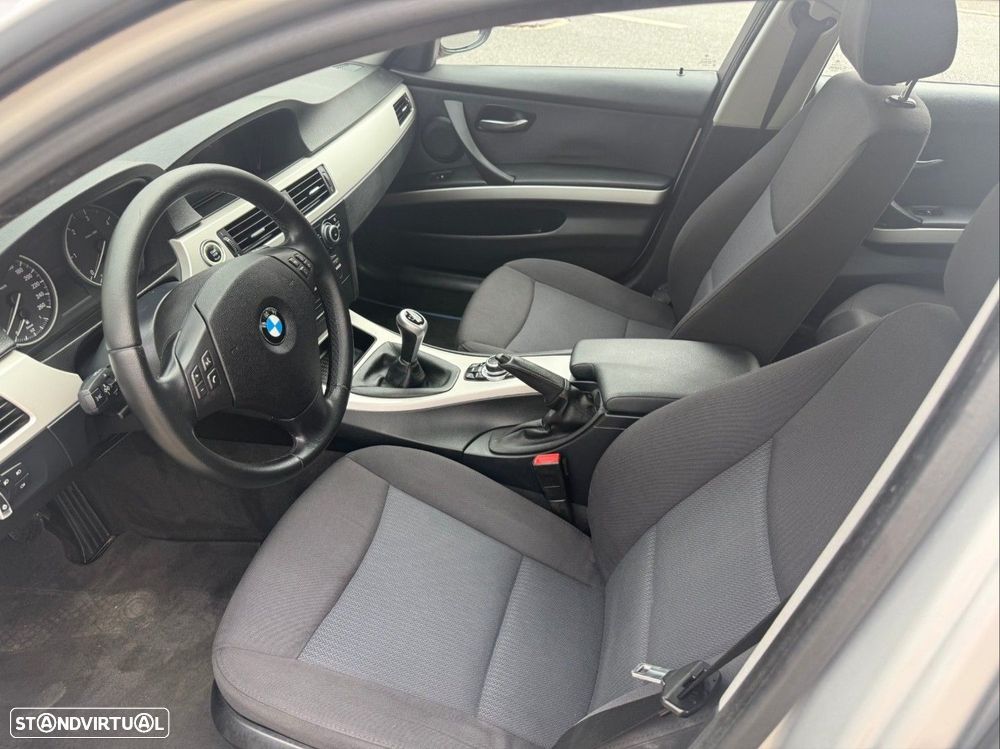 BMW 318 d Navigation - 9