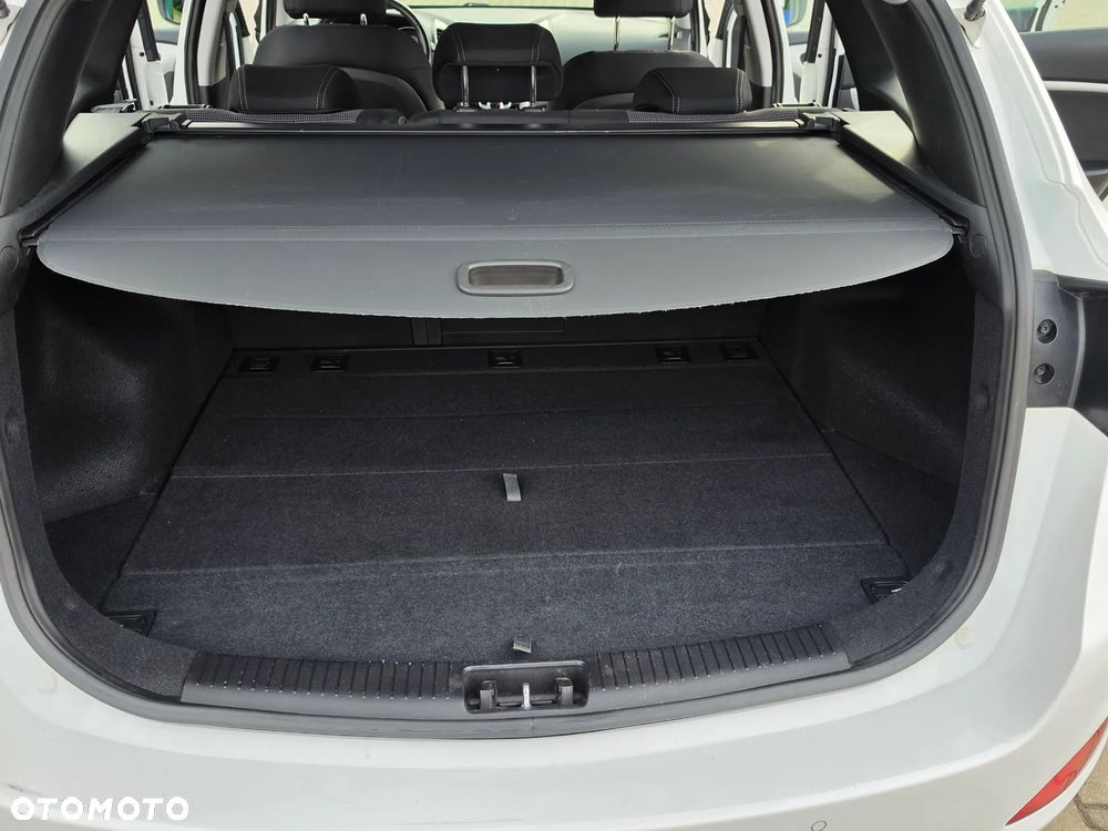 Hyundai i30 1.6 Classic - 15