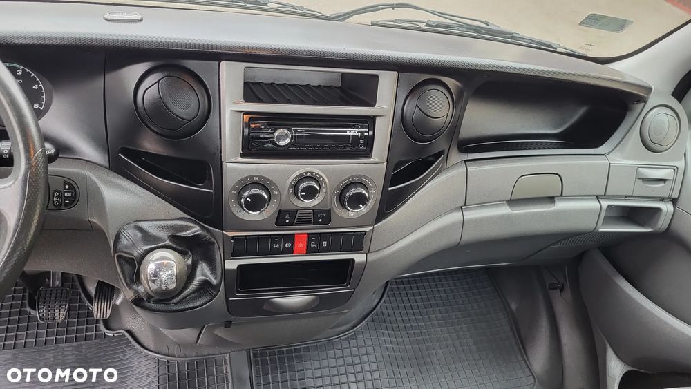 Iveco Daily 50c15 / 35c15 / długa skrzynia 6,12 m / skrzynia 12 euro palet - 32