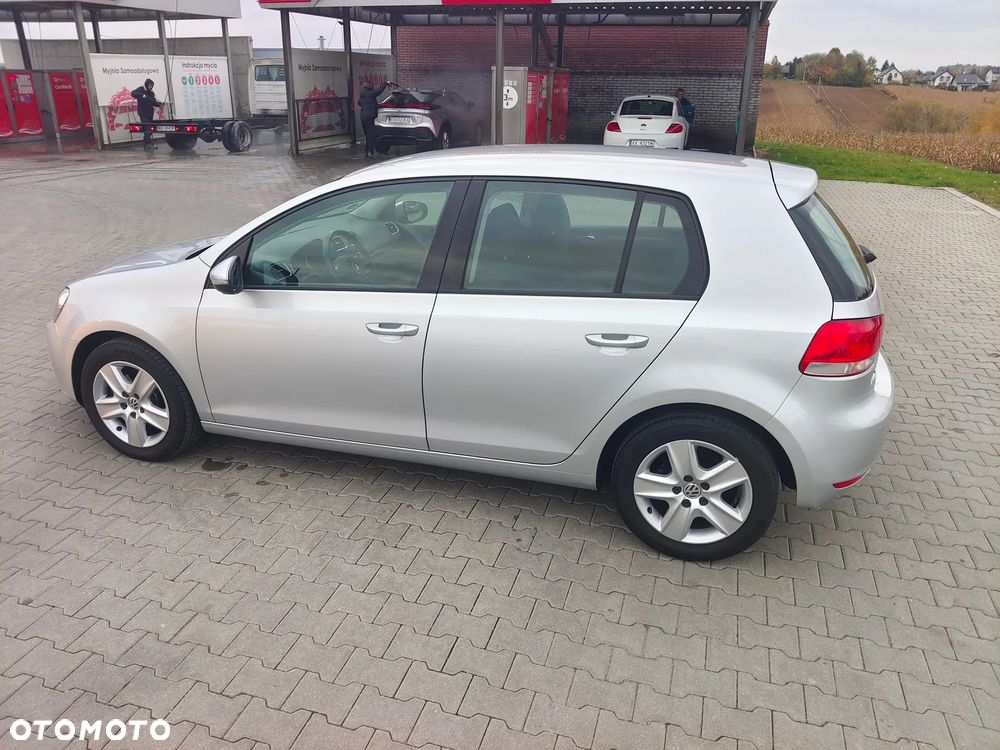 Volkswagen Golf - 21