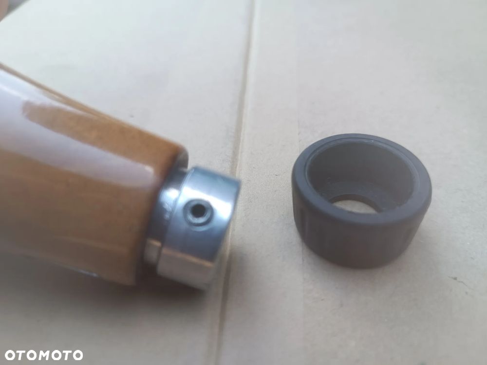 Gałka zmiany biegów Honda Nardi ? uniwersalna drewnopodobna, civic, itp. tuning - 8