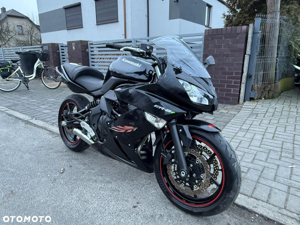 Kawasaki ER - 1