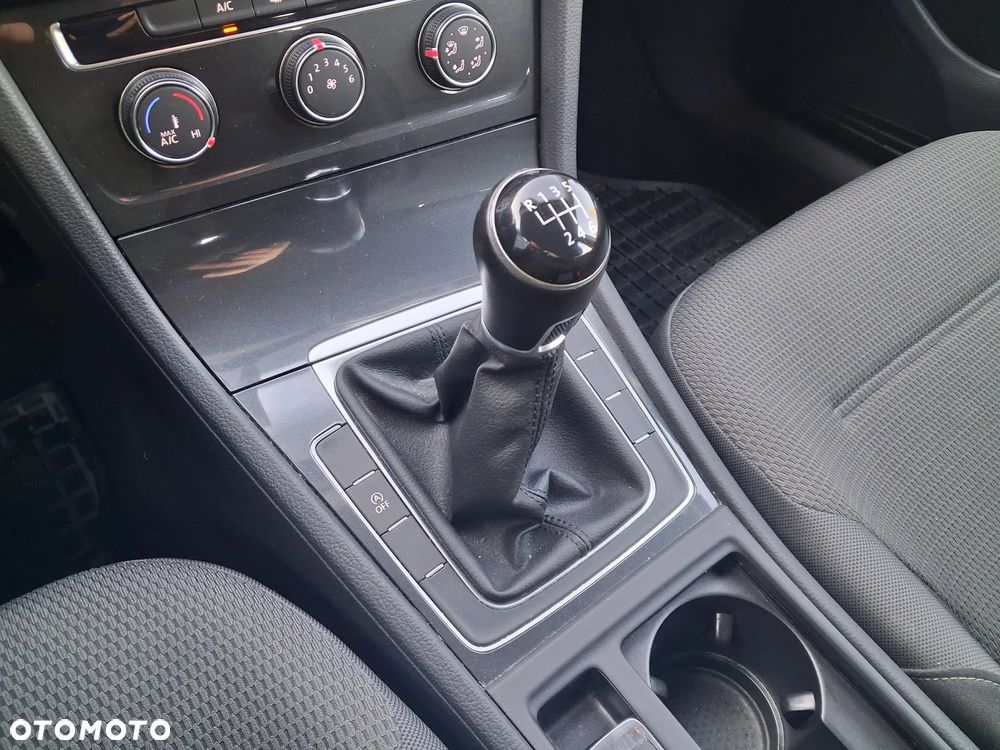 Volkswagen Golf Variant 1.5 TSI BMT Comfortline - 21