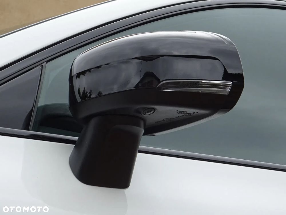 Volvo XC 60 B4 D AWD Geartronic RDesign - 27