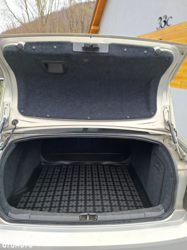 Opel Vectra 1.9 CDTI DPF Elegance - 4