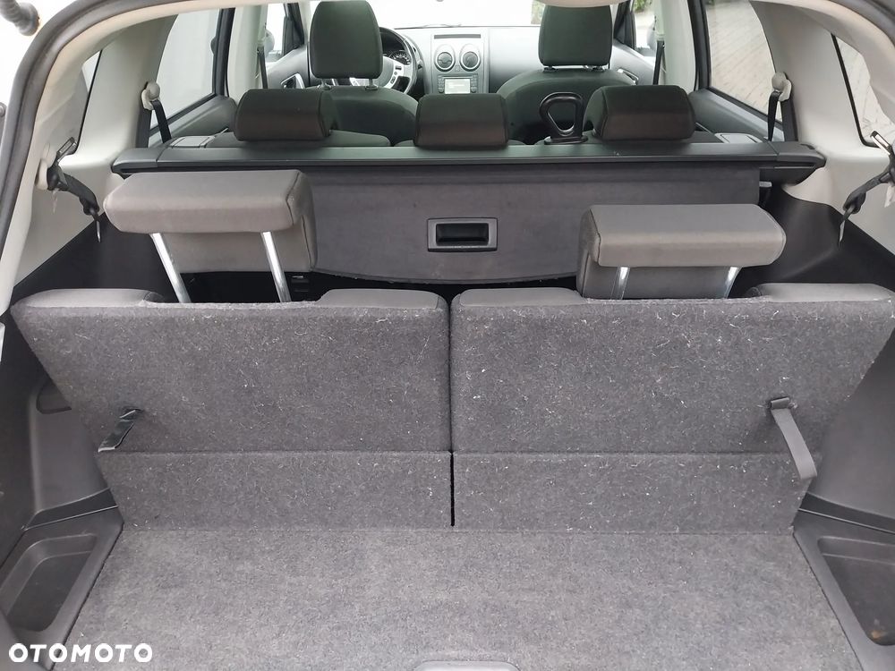 Nissan Qashqai+2 2.0 4x4 Tekna Premium - 9