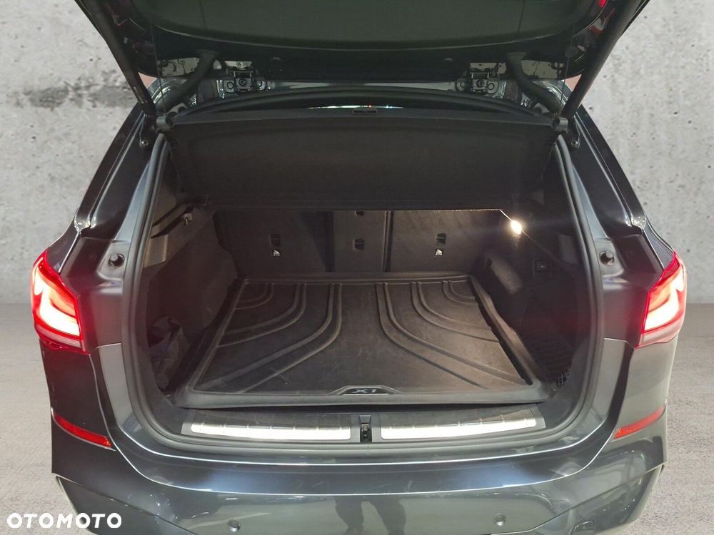 BMW X1 - 18