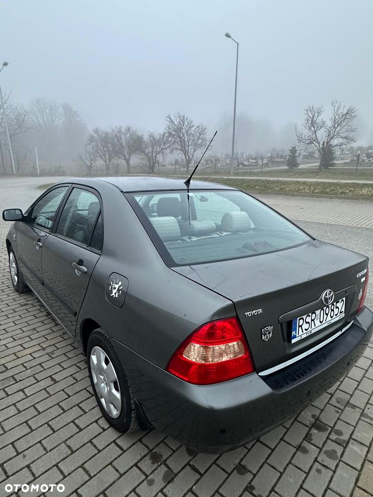 Toyota Corolla 1.4 VVT-i Base - 6