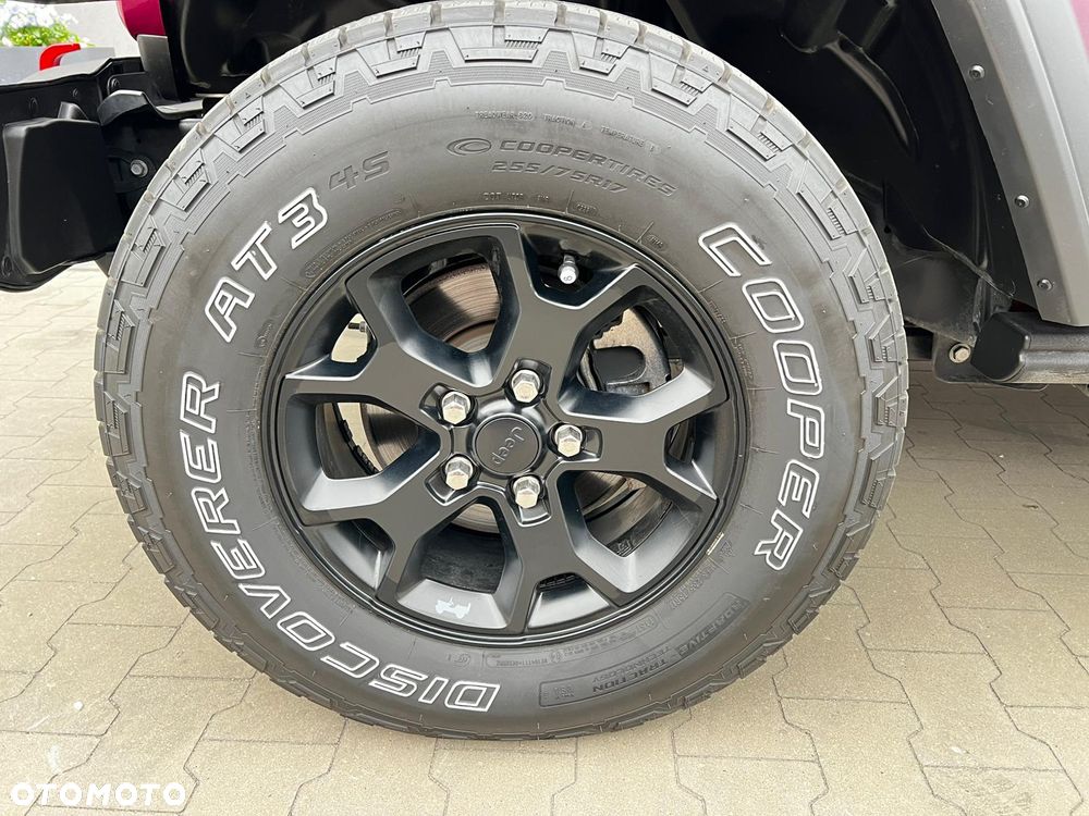 Jeep Wrangler - 37
