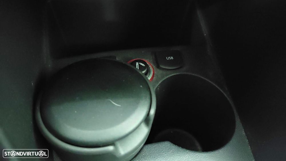 VW Polo 1.2 TSi Alive! - 33