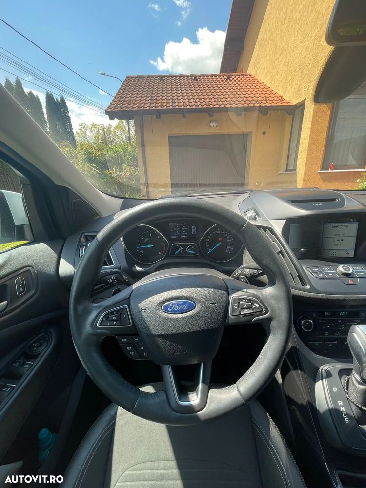 Ford Kuga - 6