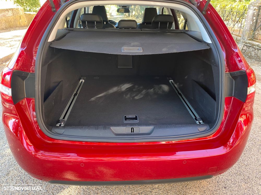 Peugeot 308 SW 1.5 BlueHDi Allure - 15