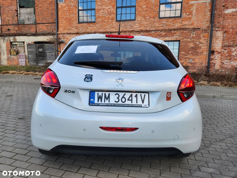 Peugeot 208 - 2