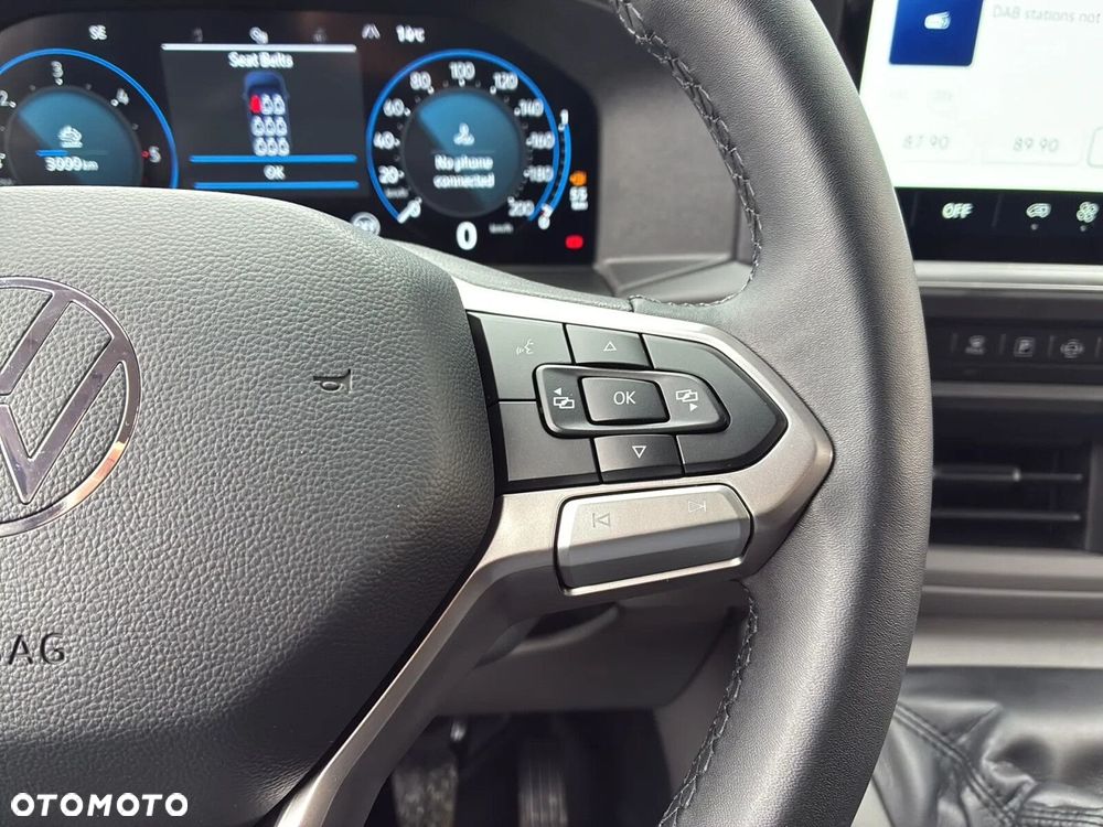 Volkswagen Caravelle - 23