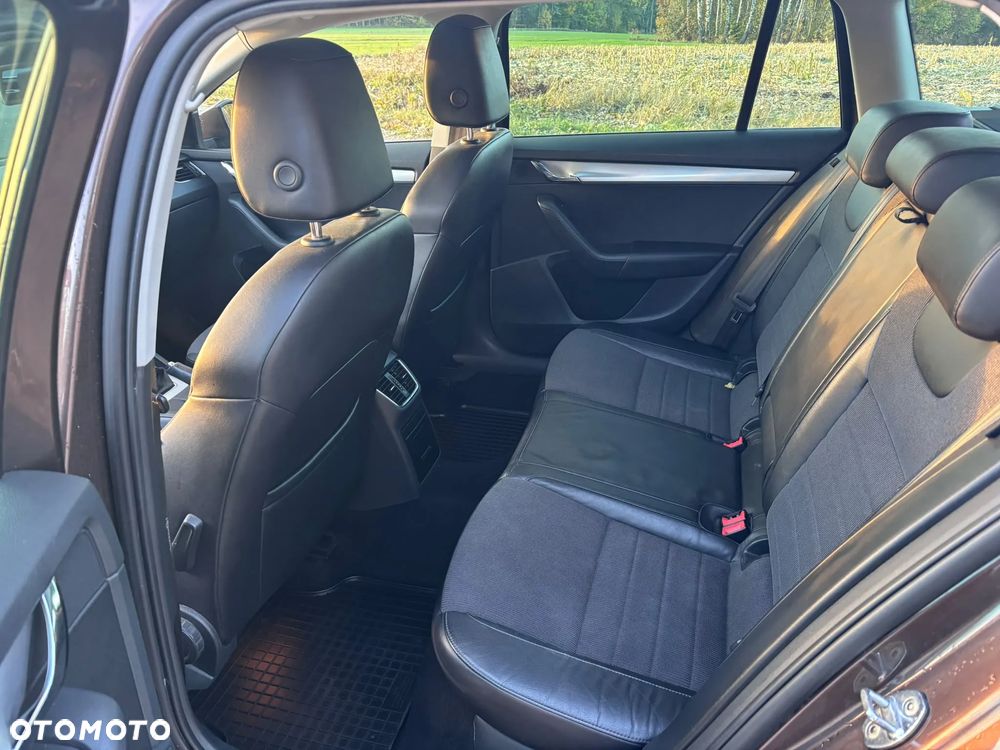 Skoda Octavia 2.0 TDI Elegance - 19
