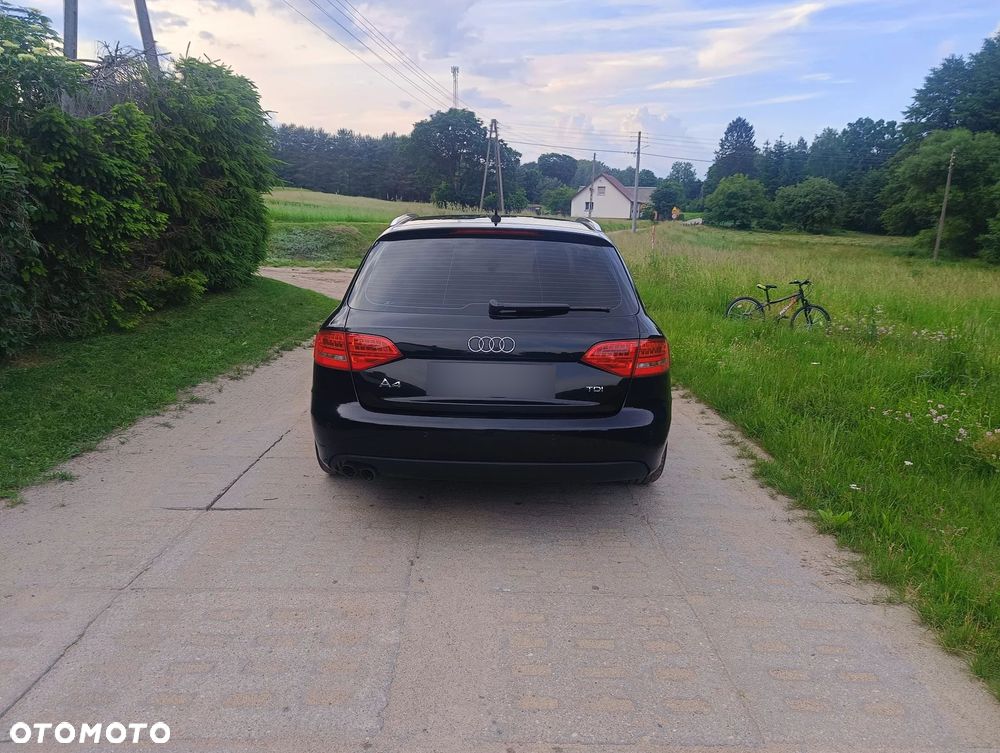 Audi A4 Avant 2.0 TDI DPF S line Sportpaket - 8