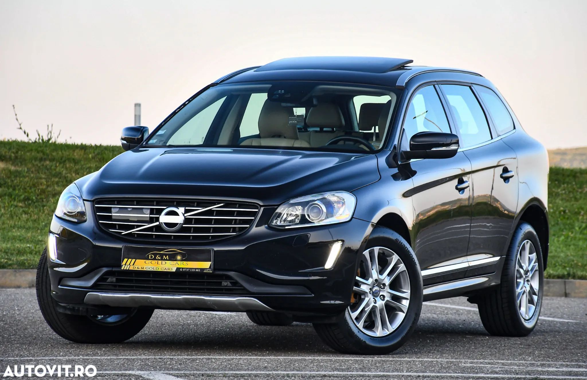 Volvo XC 60 D4 AWD Geartronic Summum - 1