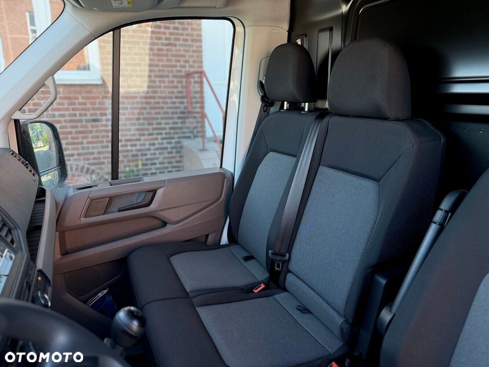 Volkswagen Crafter 35 furgon 140KM 3640 - 11