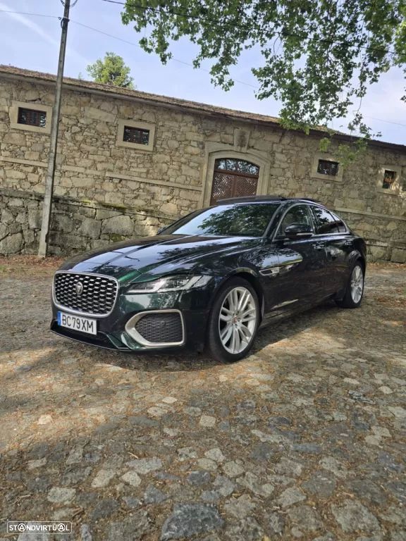 Jaguar XF 2.0 D200 HSE Aut. - 1