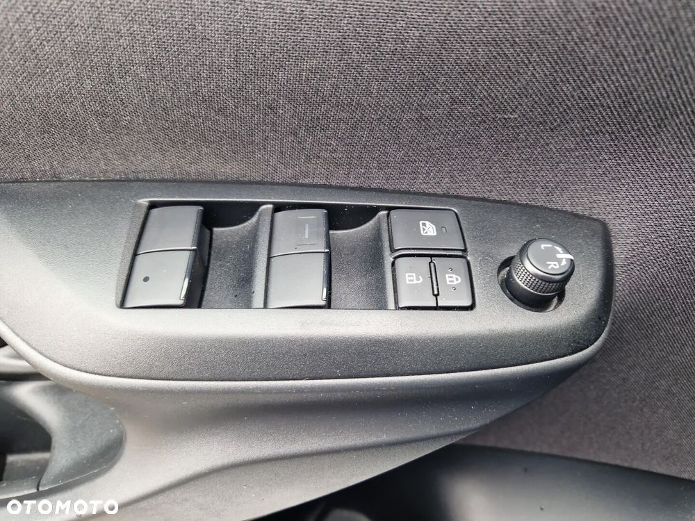 Toyota Yaris Hybrid 1.5 Style - 27