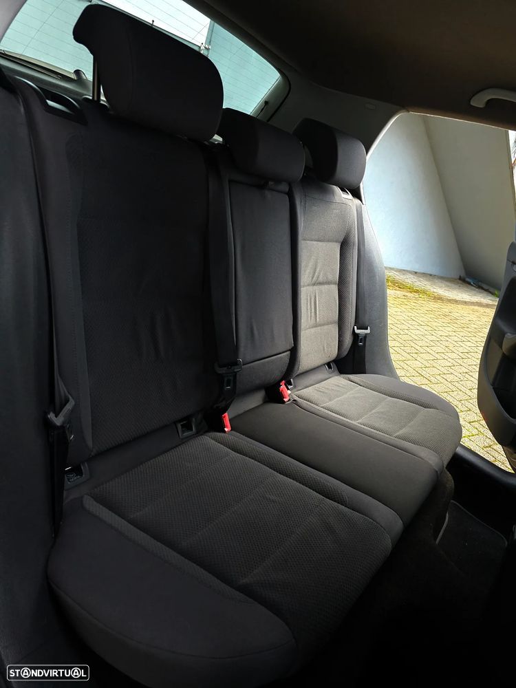 VW Golf 1.9 TDi GT Sport DSG - 47