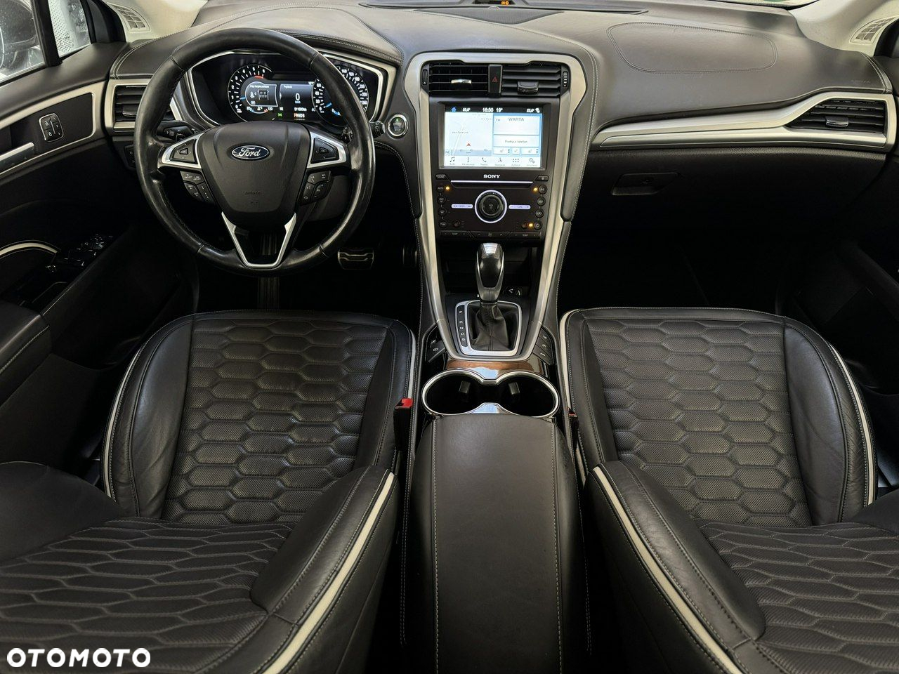 Ford Mondeo 2.0 TDCi Start-Stopp PowerShift-Aut Vignale - 25