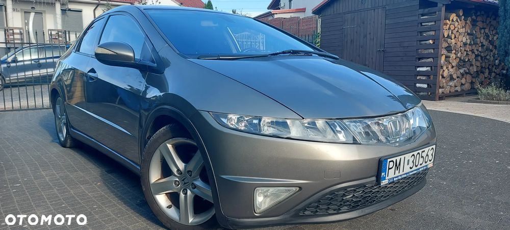 Honda Civic 1.8 Sport - 3