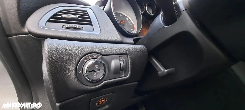 Opel Astra - 12