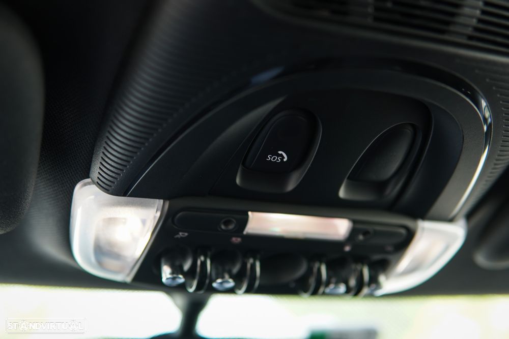 MINI 3 Portas Cooper D - 58