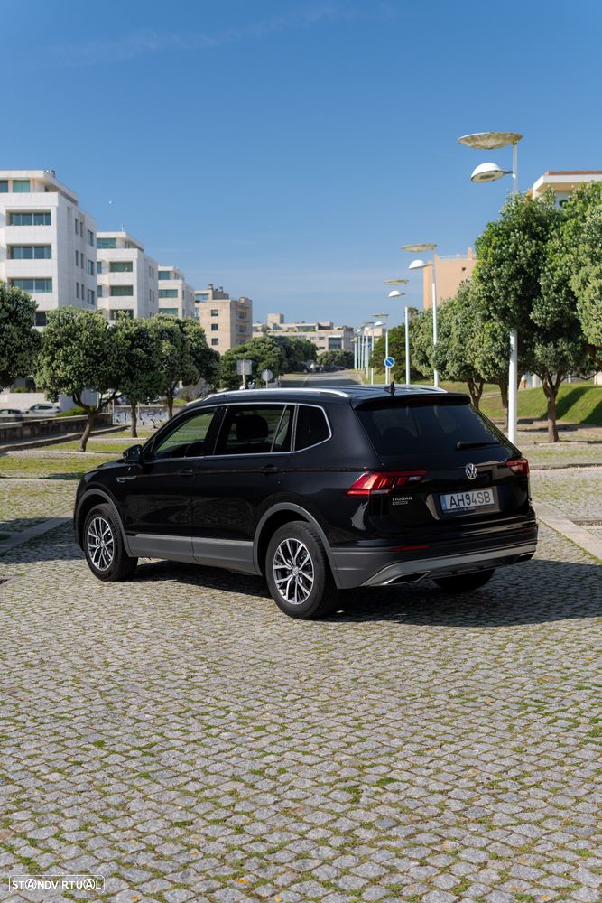 VW Tiguan Allspace 2.0 TDI Confortline DSG - 8