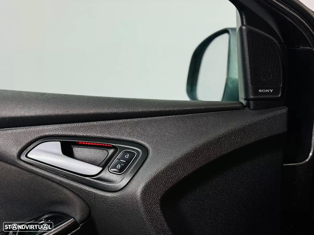 Ford Focus 1.5 TDCi Titanium - 38