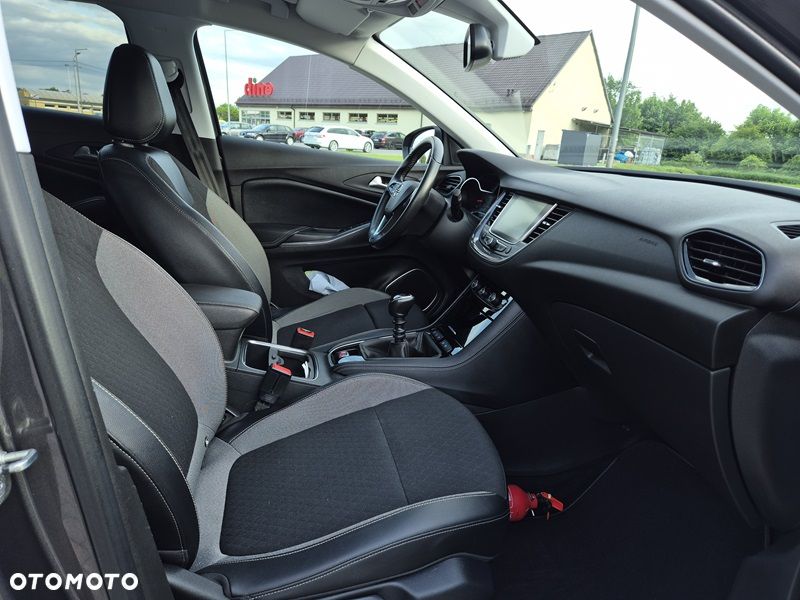 Opel Grandland X 1.2 Start/Stop INNOVATION - 9