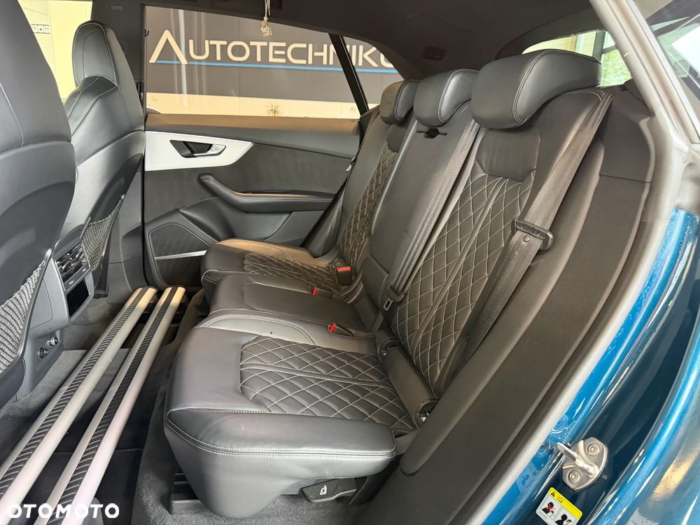 Audi Q8 50 TDI mHEV Quattro Black Edition Tiptronic - 16