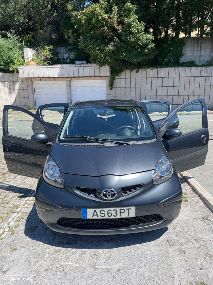 Toyota Aygo Cool - 2
