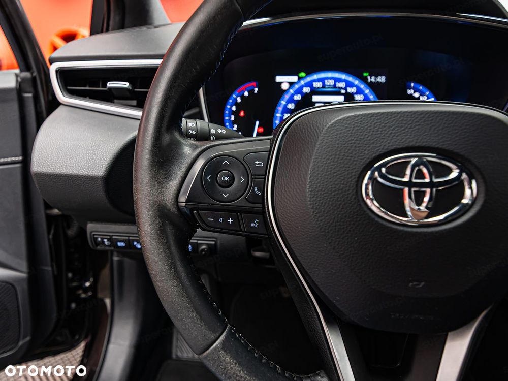 Toyota Corolla 1.8 Hybrid Selection - 11