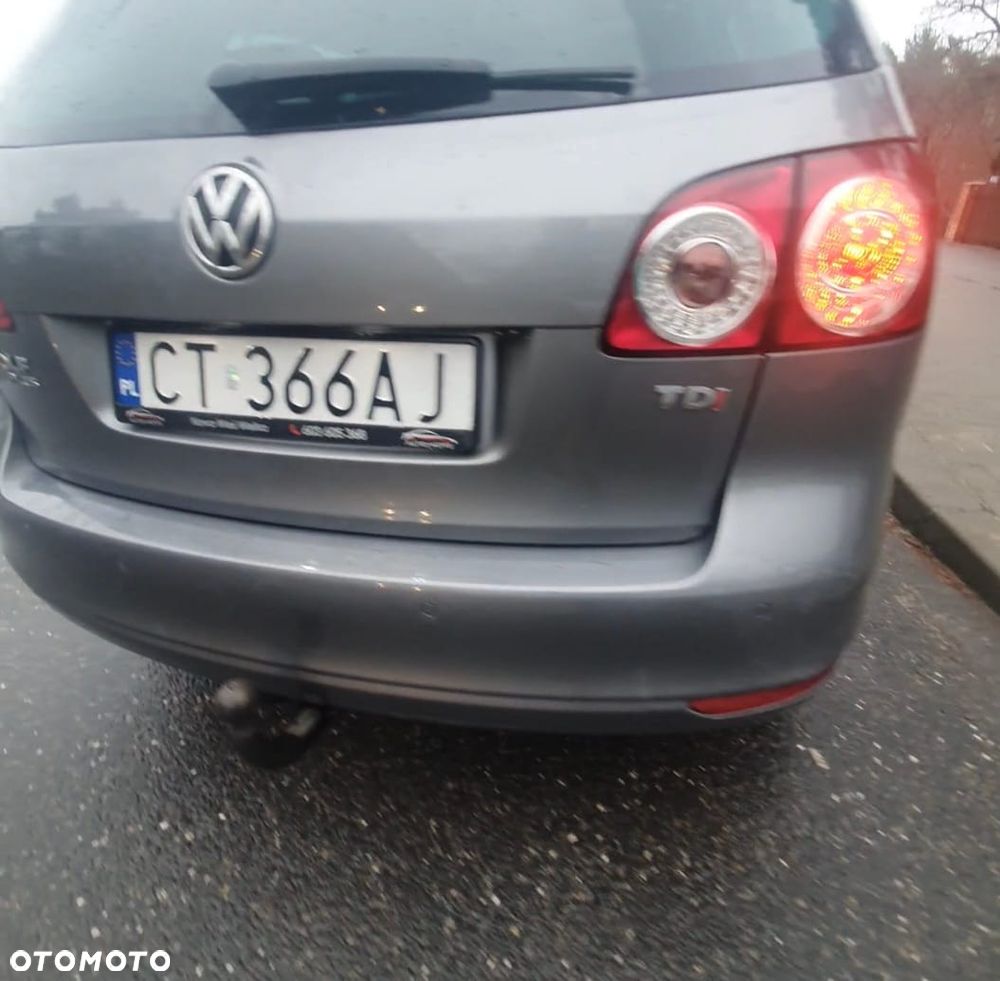 Volkswagen Golf Plus 1.6 TDI Comfortline DSG - 13