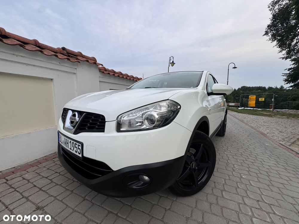 Nissan Qashqai - 2