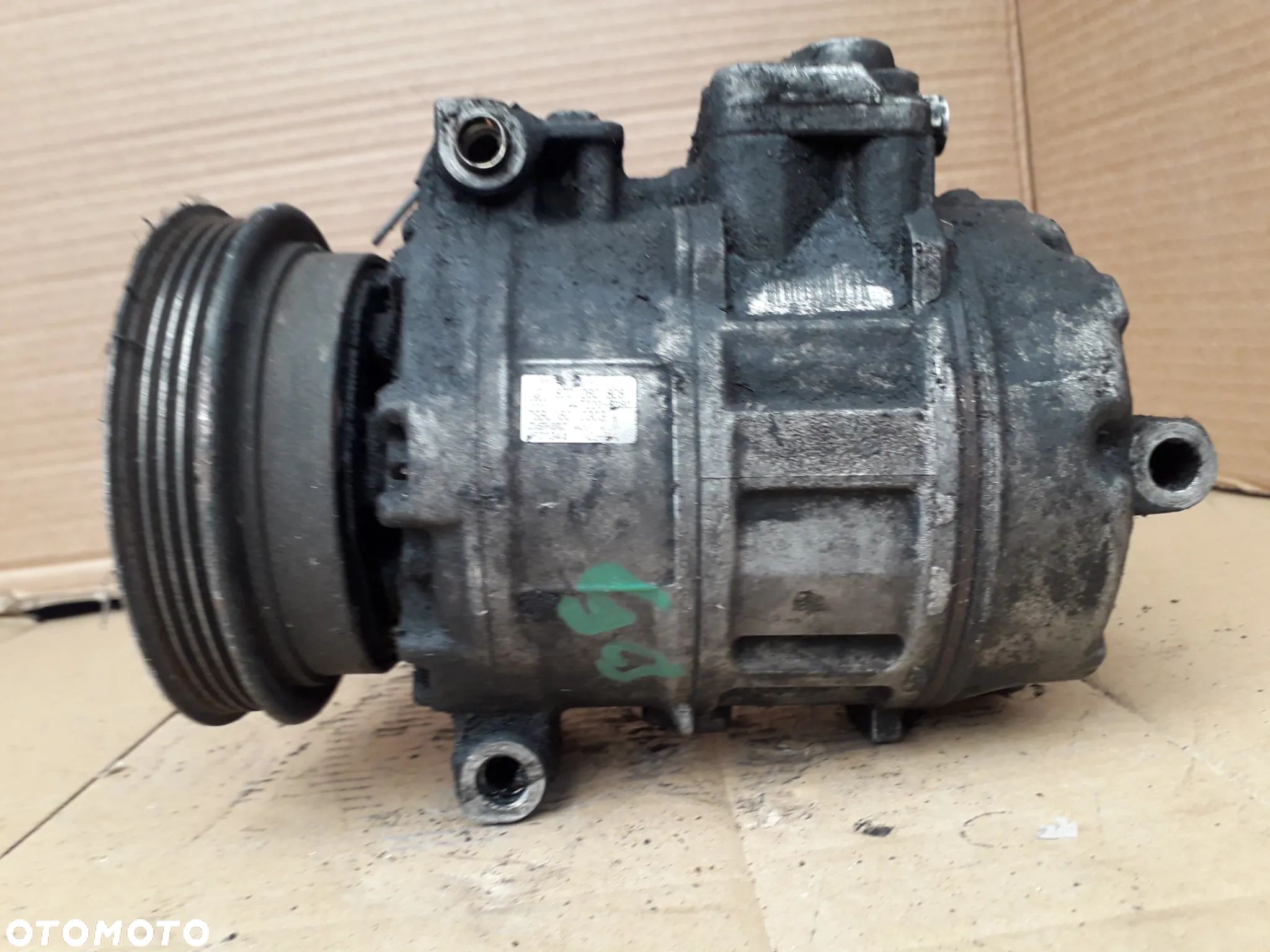 Sprężarka  Klimatyzacji 8D0260808 W PASSAT B5 1.9TDI - 1