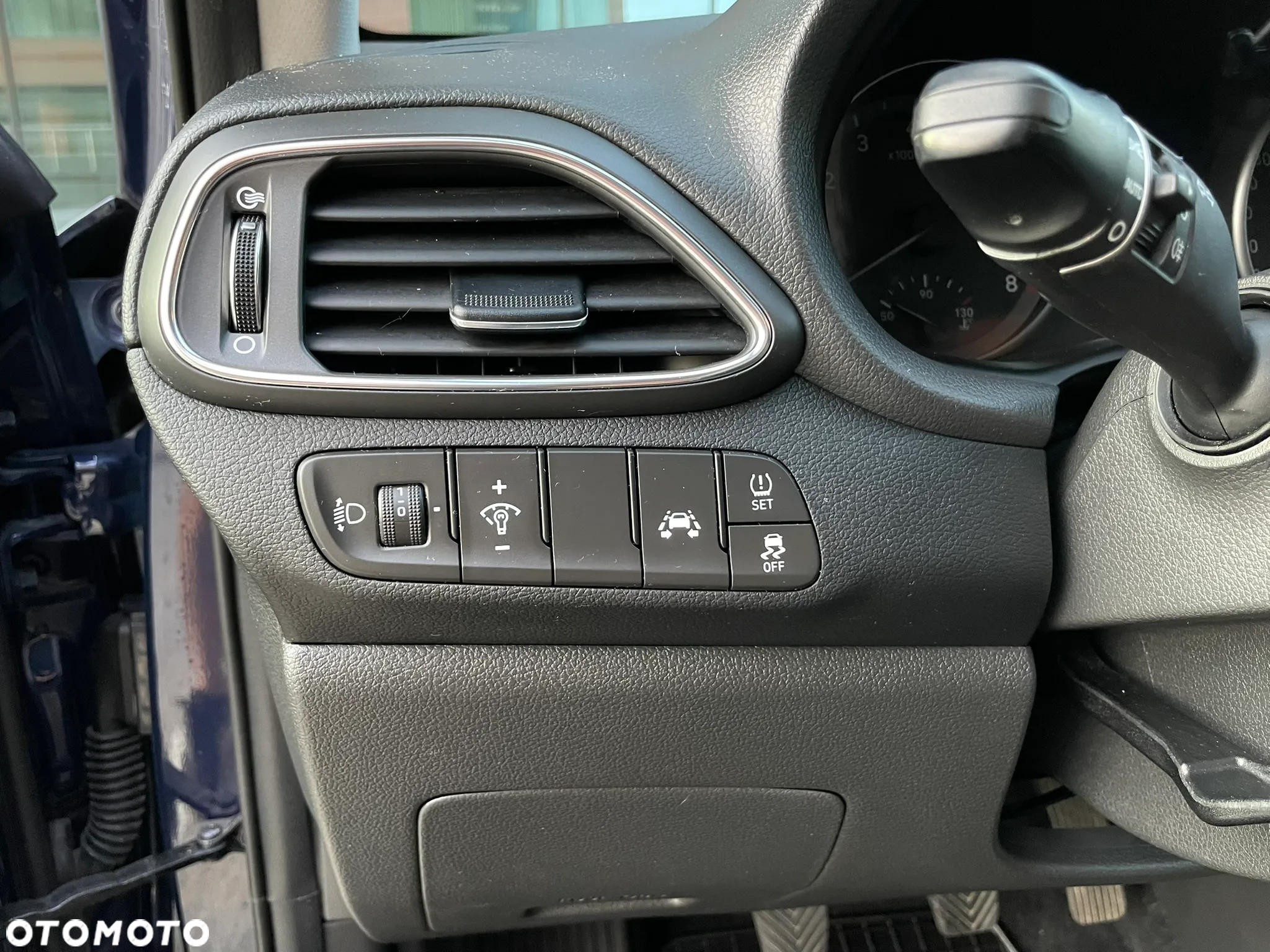 Hyundai i30 - 24